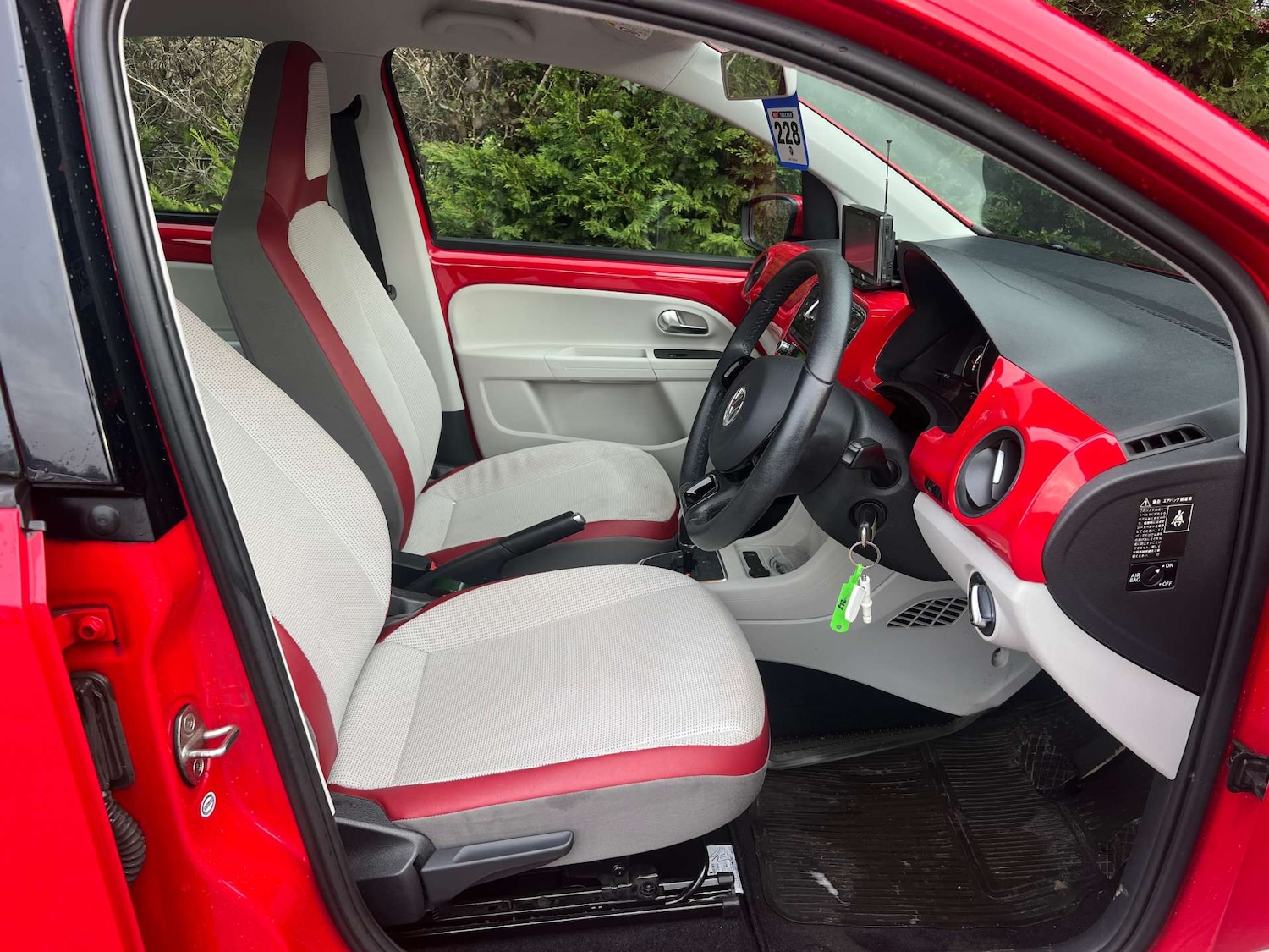 Used Volkswagen up! 2013 for sale - 77762344: Photo 17