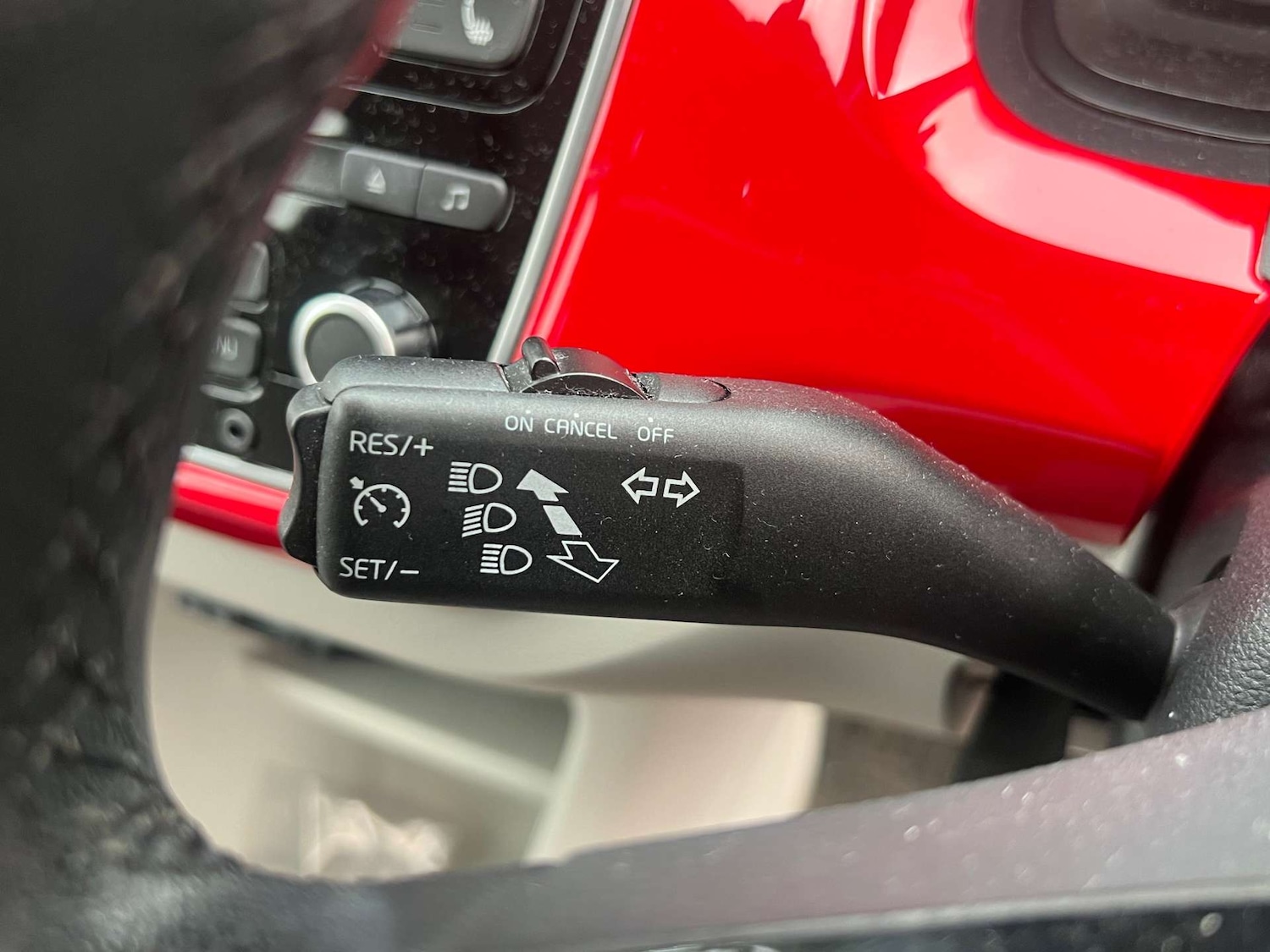 Used Volkswagen up! 2013 for sale - 77762344: Photo 25