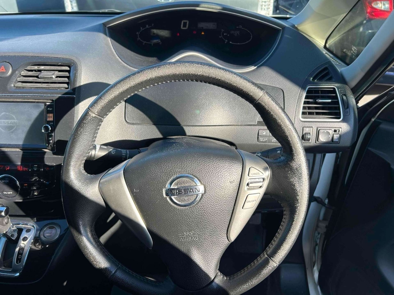 Used Nissan Serena 2012 for sale - 77022366: Photo 18