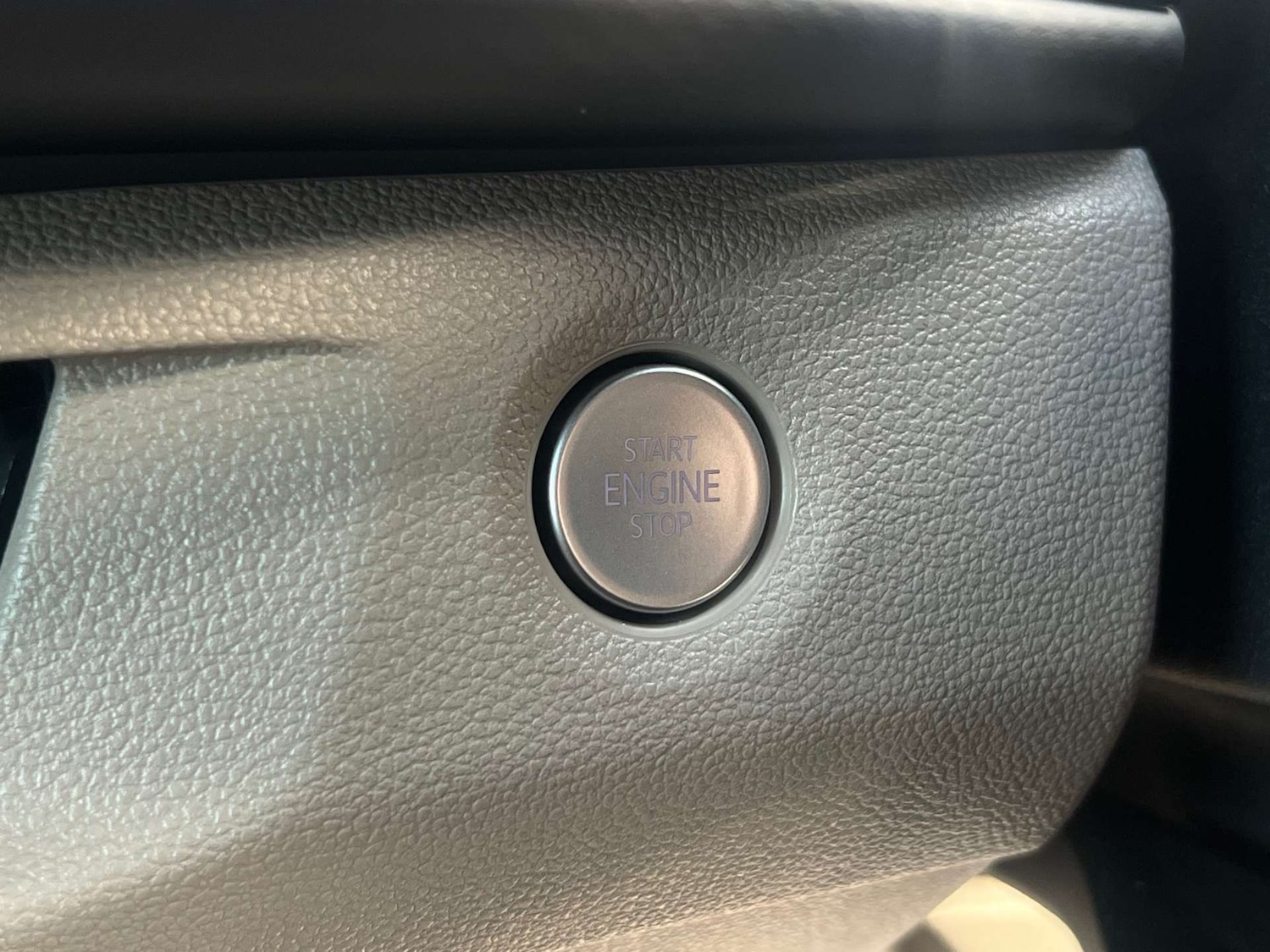 Used Volkswagen Multivan 2025 for sale - 76776854: Photo 25