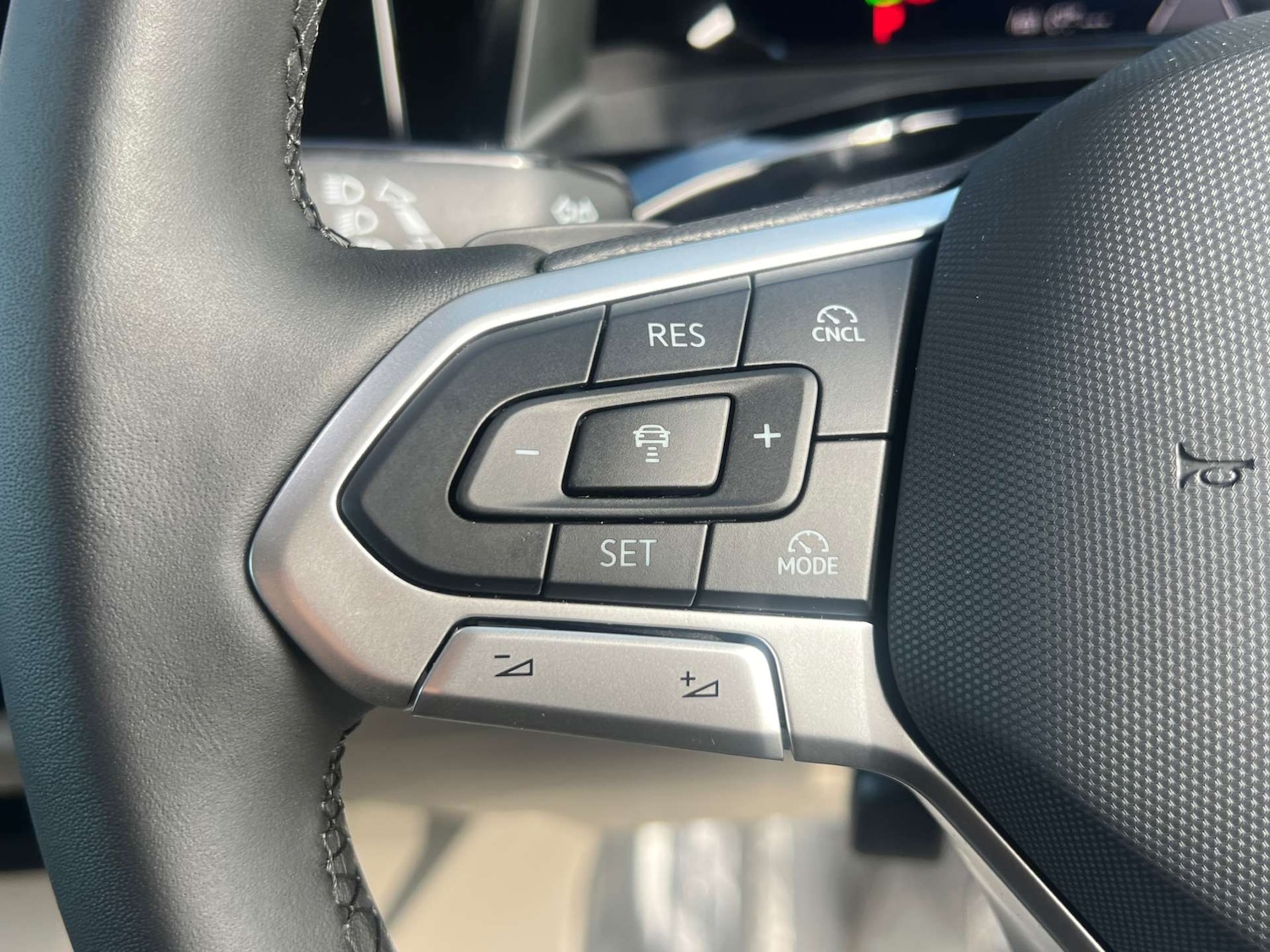 Used Volkswagen Multivan 2025 for sale - 76776854: Photo 27