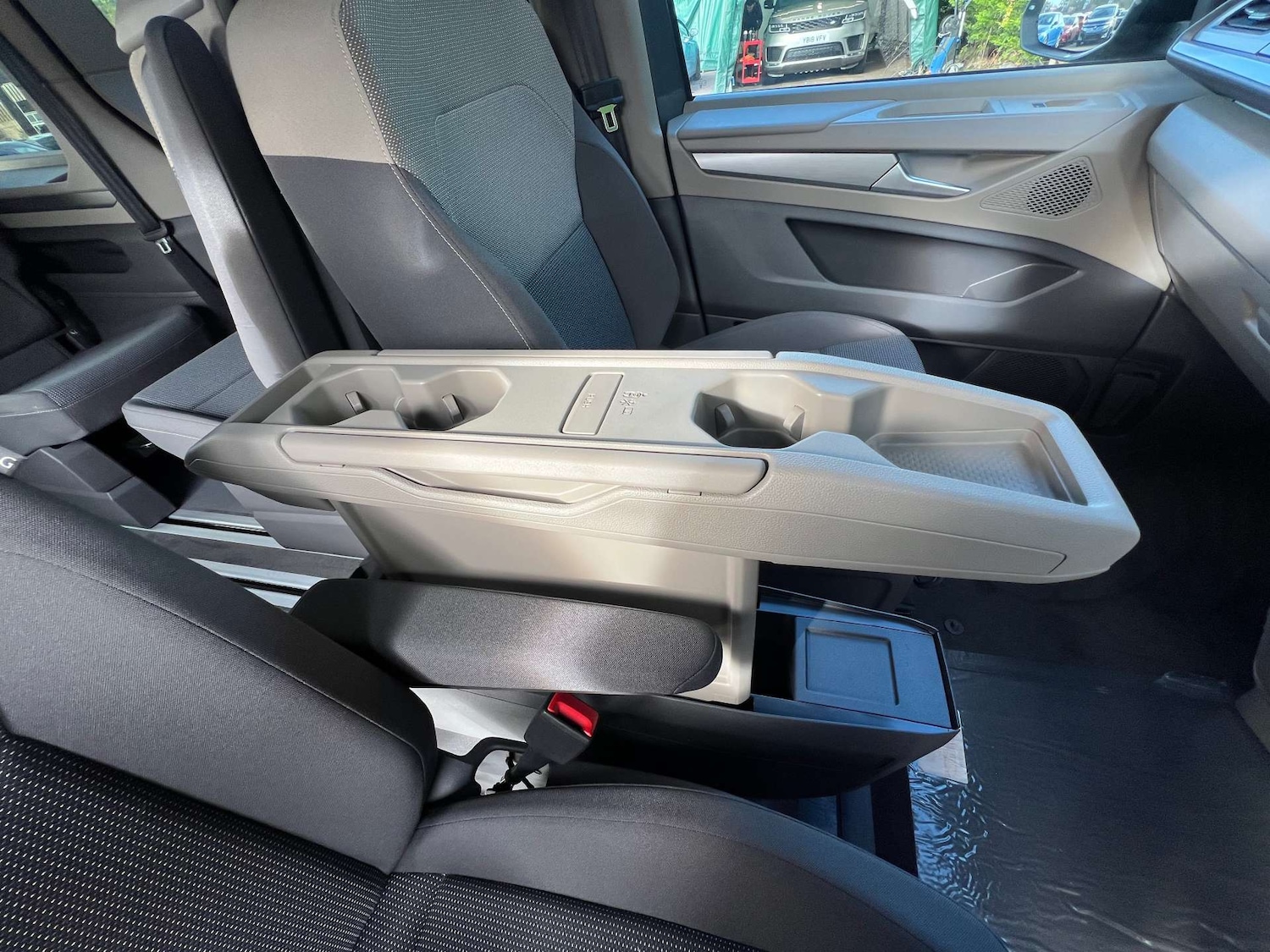 Used Volkswagen Multivan 2025 for sale - 76776854: Photo 41