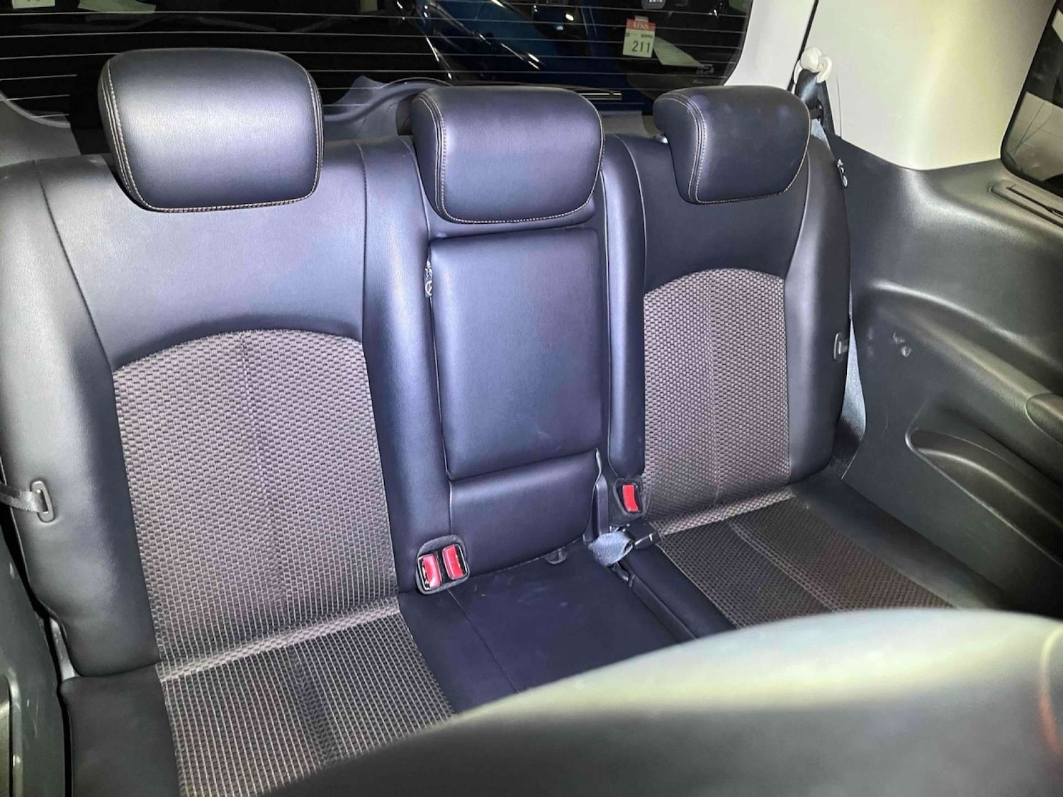 Used Nissan Elgrand 2013 for sale - 76961756: Photo 16