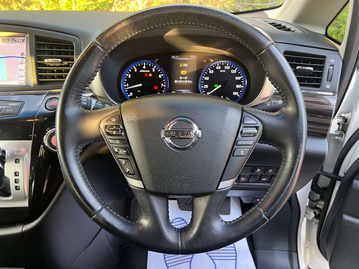 Used Nissan Elgrand 2014 for sale - 76830940: Photo 33