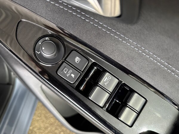 Used Mazda Mazda2 2023 for sale - 75702569: Photo 24