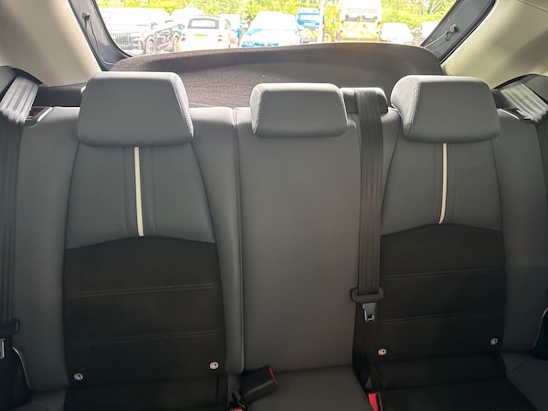Used Mazda Mazda2 2023 for sale - 75702569: Photo 28