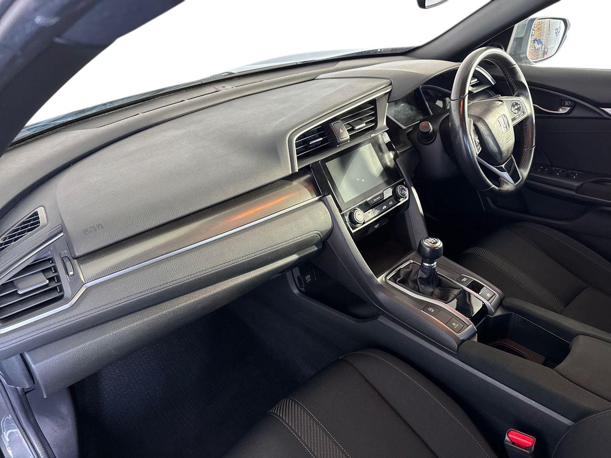 Used Honda Civic 2019 for sale - 76614864: Photo 18