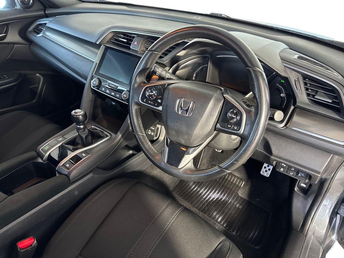 Used Honda Civic 2019 for sale - 76614864: Photo 22