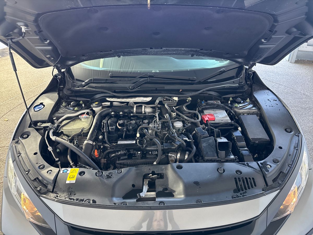 Used Honda Civic 2019 for sale - 76614864: Photo 33