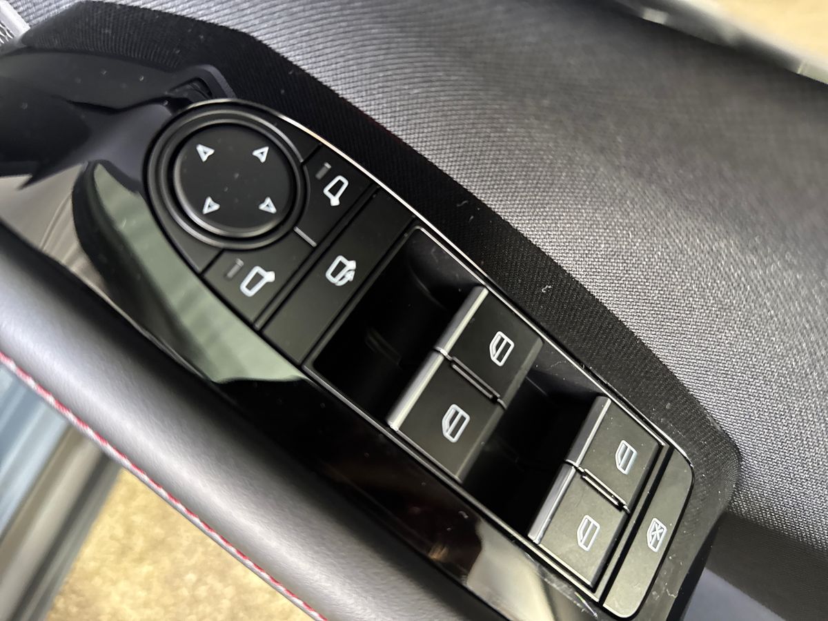 Used Mazda CX-30 2025 for sale - 76635740: Photo 24