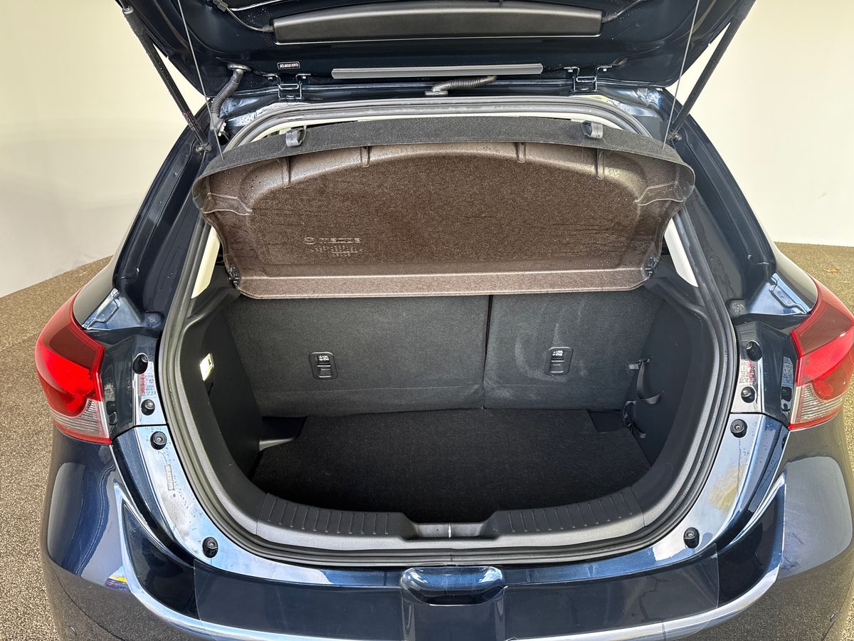 Used Mazda Mazda2 2023 for sale - 76635598: Photo 17