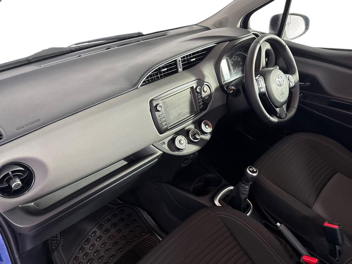 Used Toyota Yaris 2019 for sale - 76745366: Photo 18