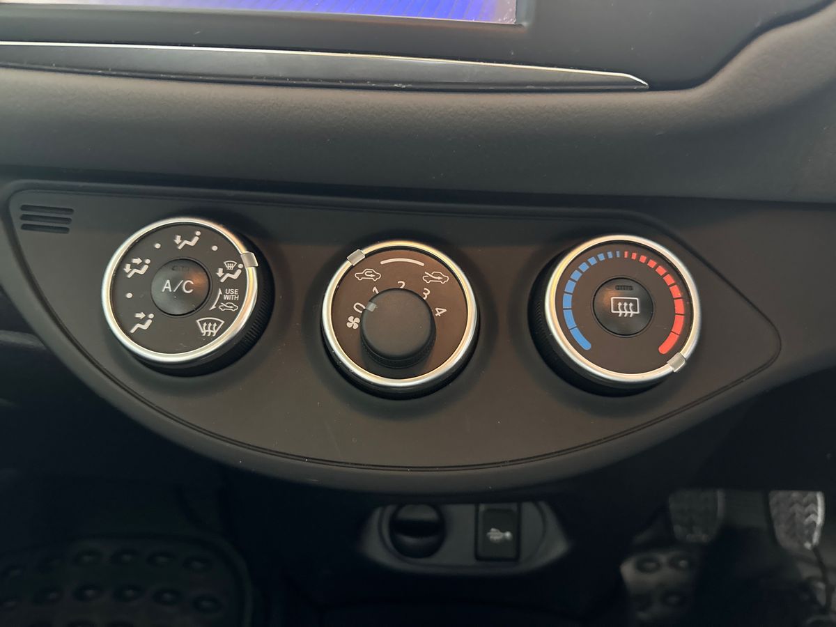 Used Toyota Yaris 2019 for sale - 76745366: Photo 26