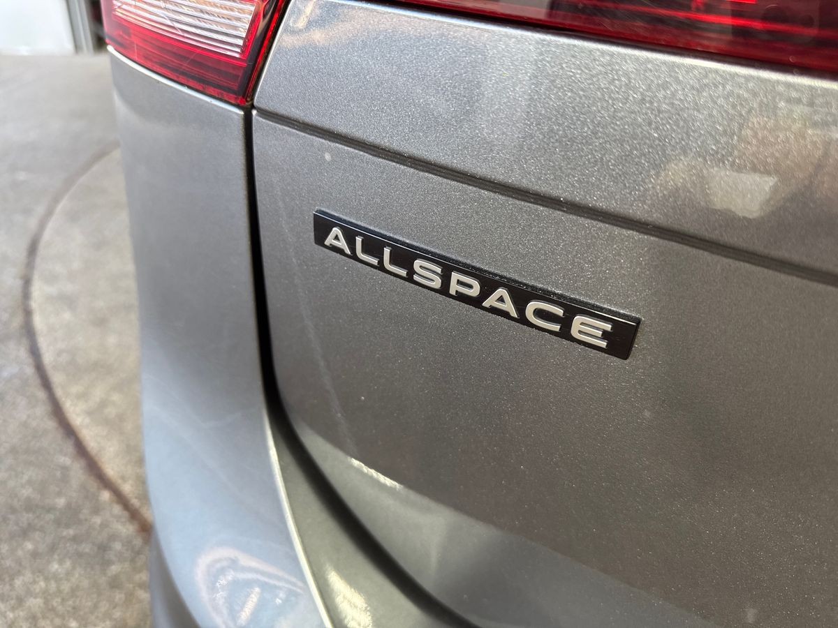 Used Volkswagen Tiguan Allspace 2023 for sale - 77978993: Photo 31