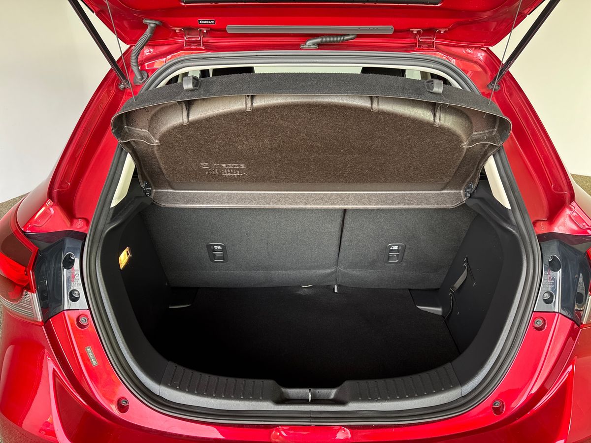 Used Mazda Mazda2 2023 for sale - 76390216: Photo 17