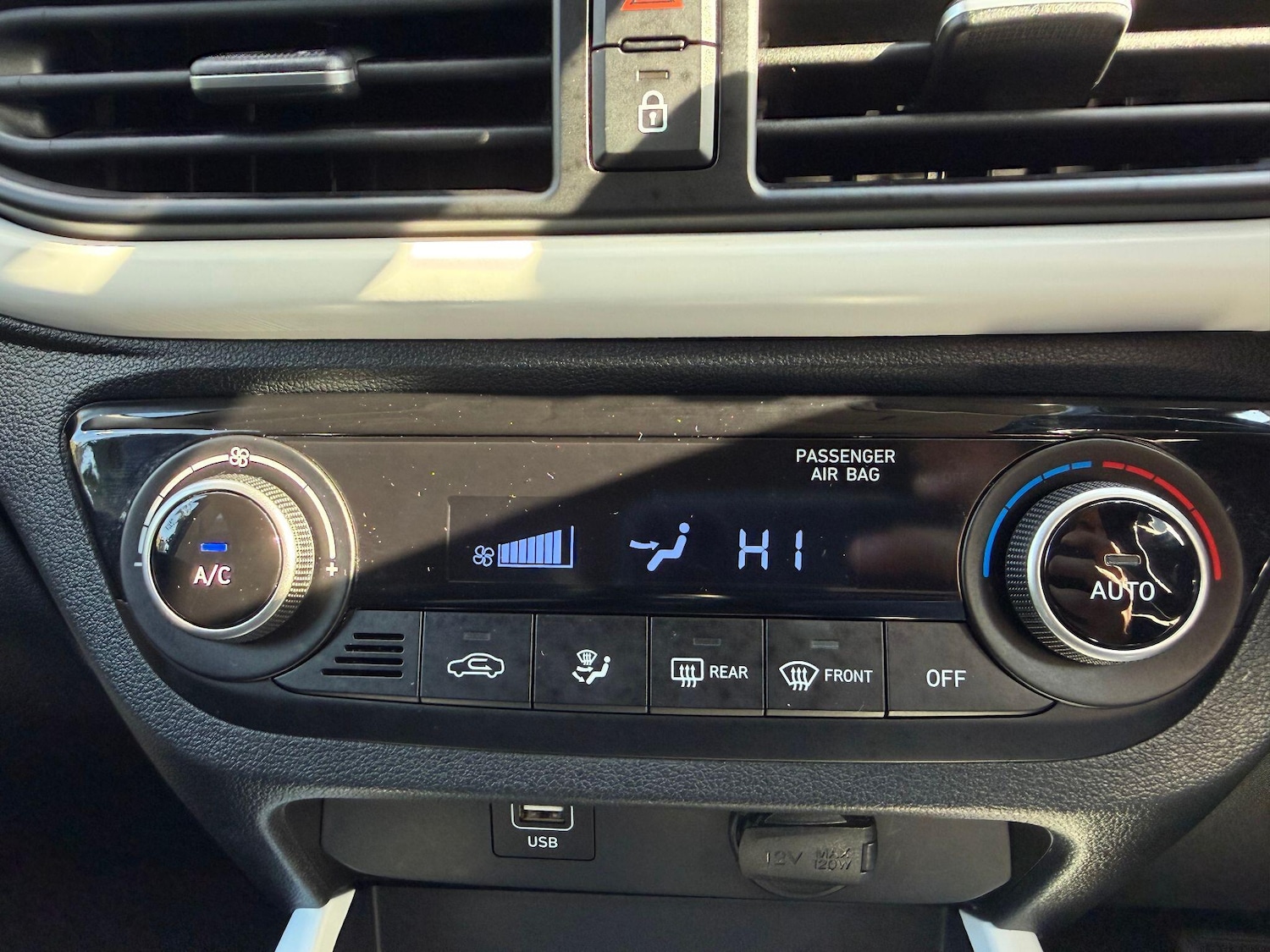 Used Hyundai i10 2022 for sale - 77193150: Photo 16