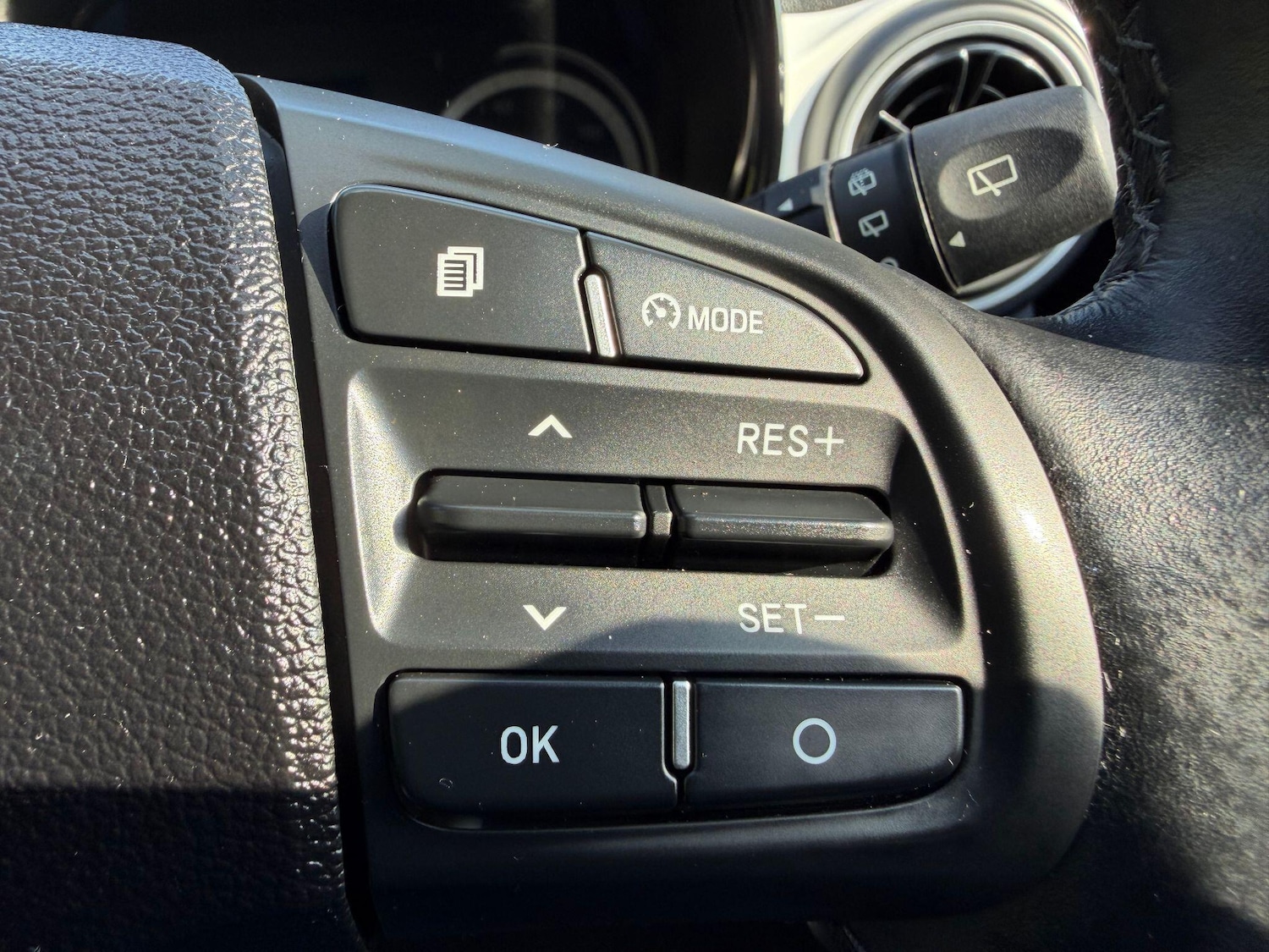 Used Hyundai i10 2022 for sale - 77193150: Photo 20