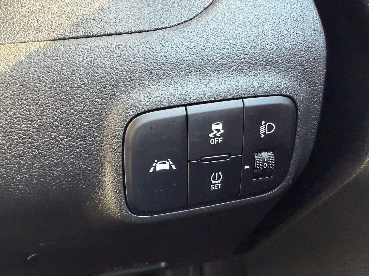 Used Hyundai i10 2022 for sale - 77193150: Photo 22