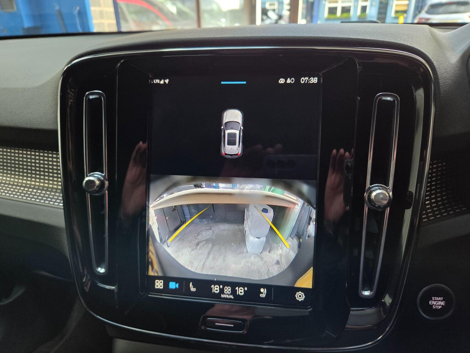 Used Volvo XC40 2024 for sale - 77496032: Photo 14