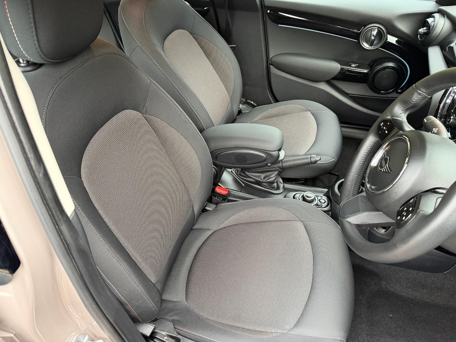 Used MINI Hatch 2021 for sale - 77193153: Photo 11