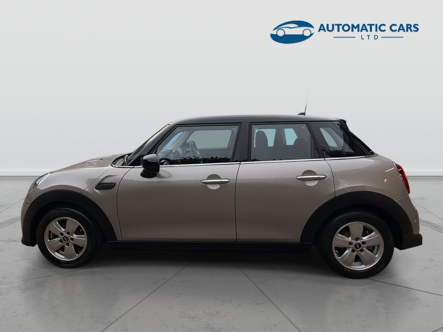 Used MINI Hatch 2021 for sale - 77193153: Photo 5