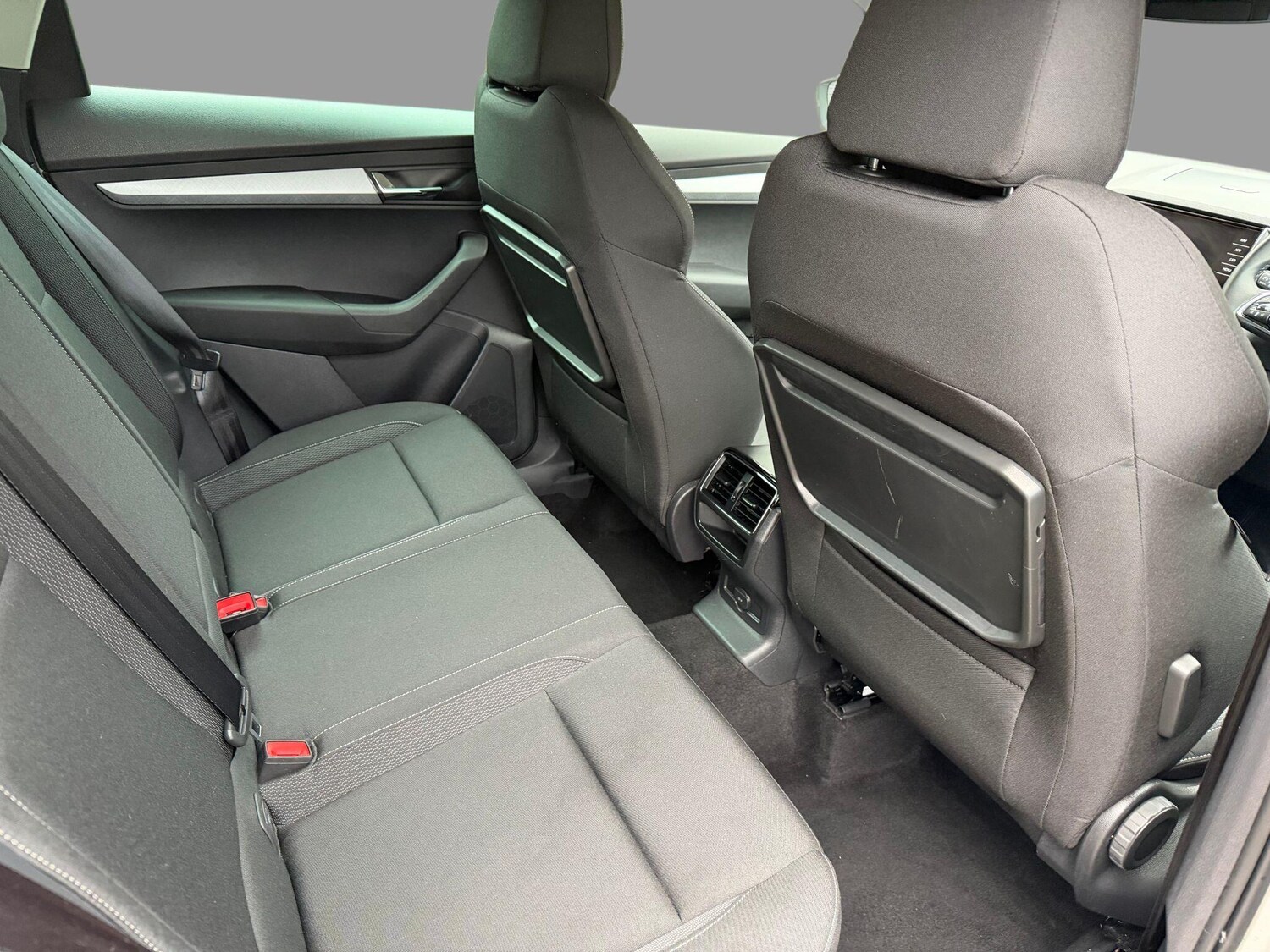 Used Skoda Karoq 2023 for sale - 77496833: Photo 13