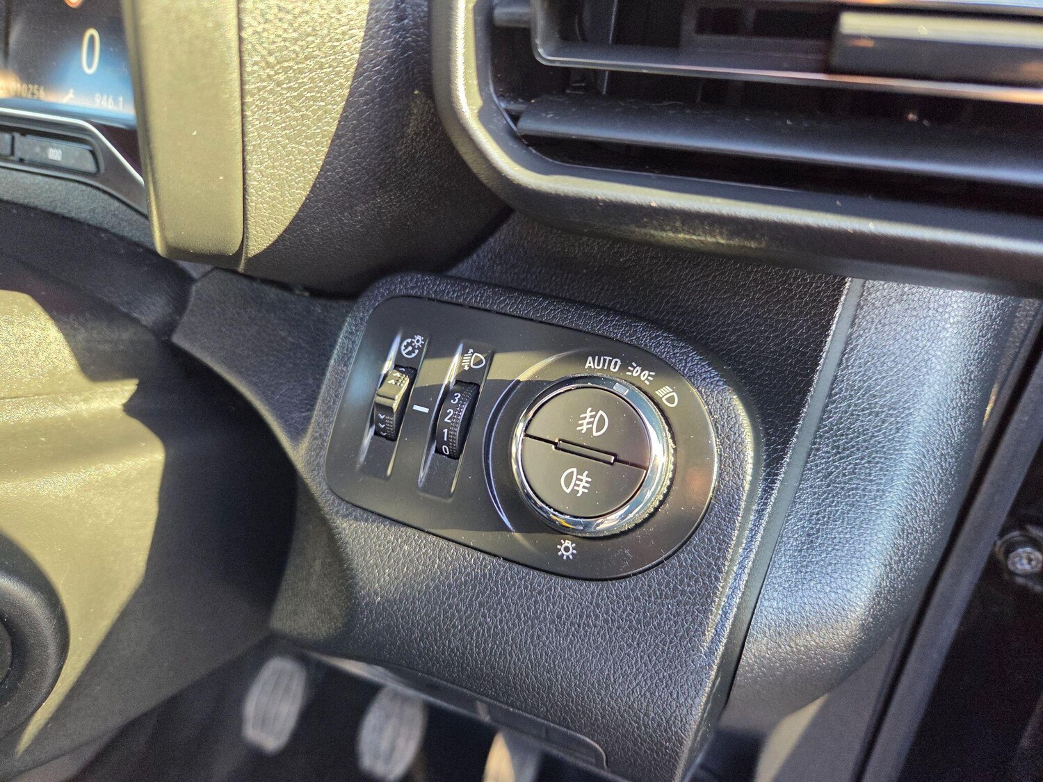 Used Vauxhall Combo Life 2020 for sale - 77495992: Photo 18