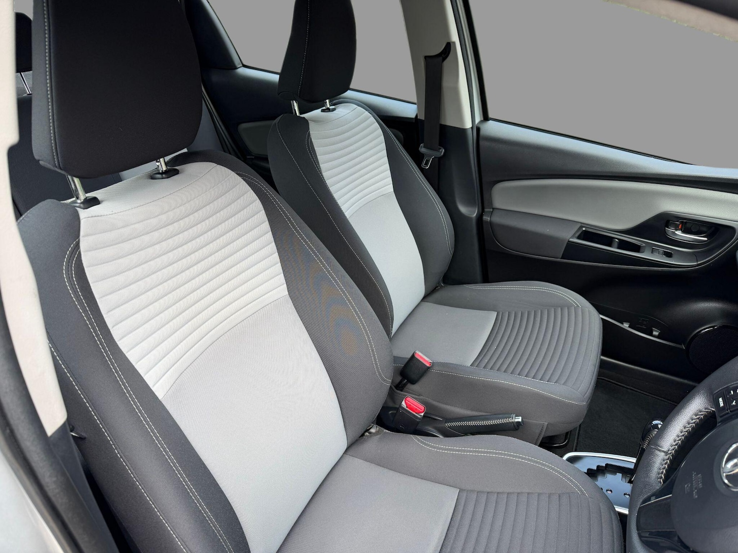 Used Toyota Yaris 2020 for sale - 77193110: Photo 11