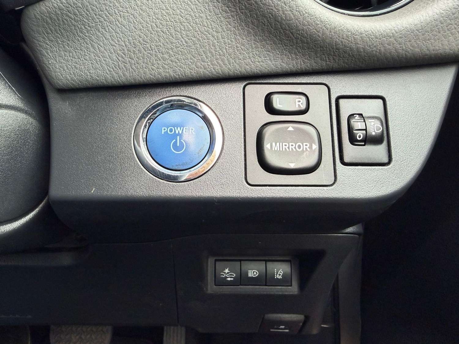 Used Toyota Yaris 2020 for sale - 77193110: Photo 18