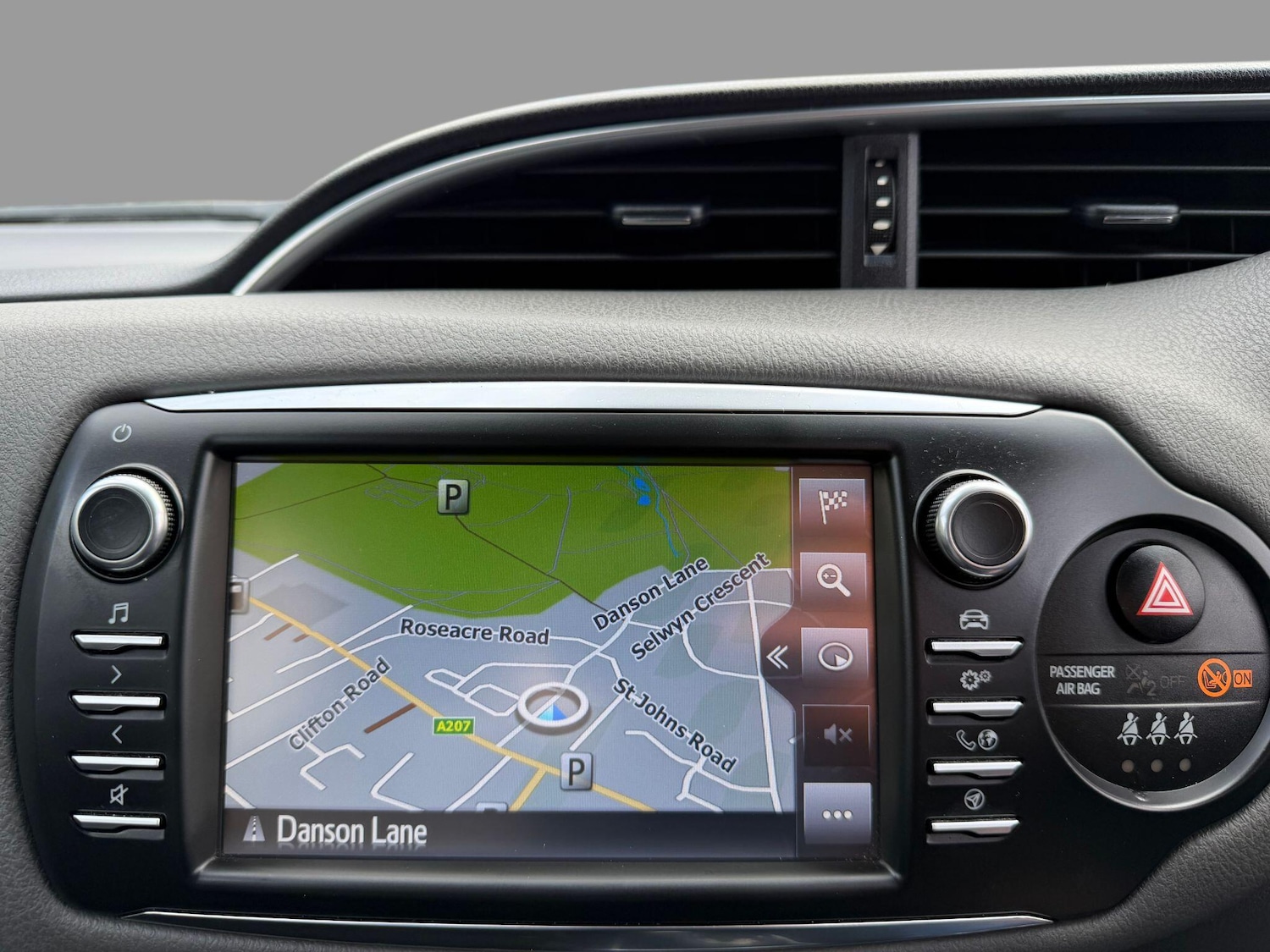 Used Toyota Yaris 2020 for sale - 77193110: Photo 24