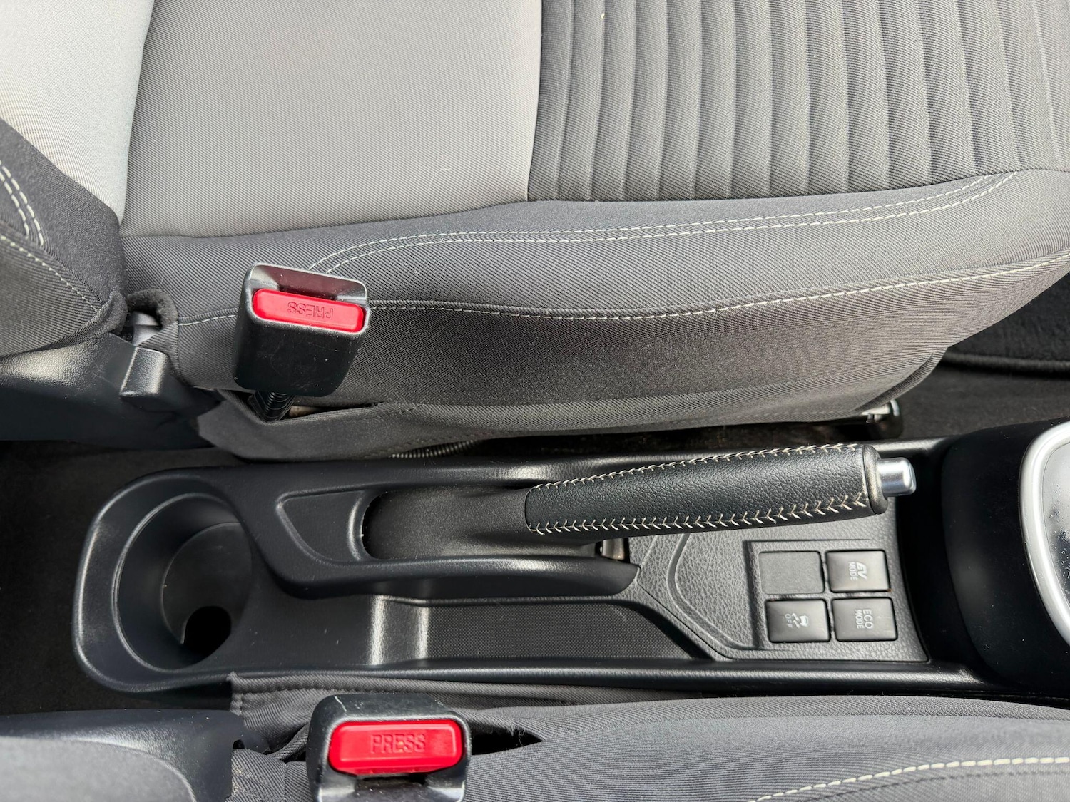 Used Toyota Yaris 2020 for sale - 77193110: Photo 9