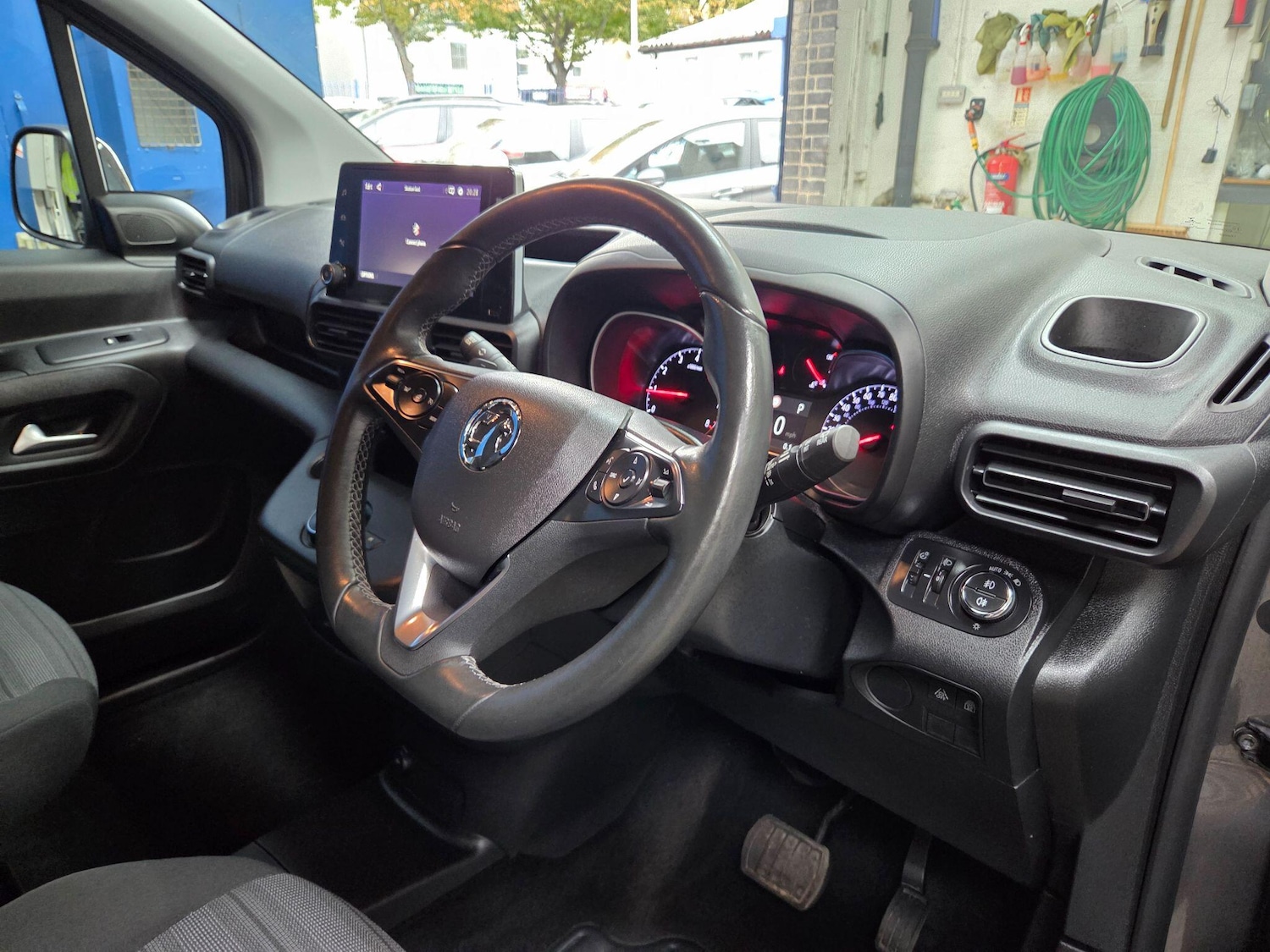 Used Vauxhall Combo Life 2022 for sale - 77193090: Photo 10