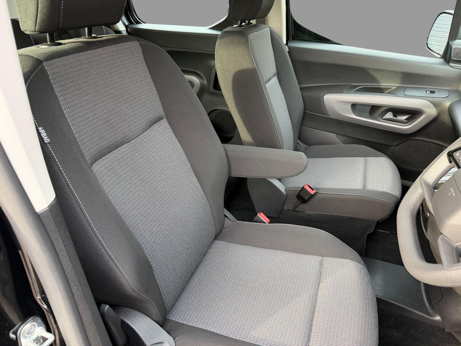 Used Toyota PROACE CITY Verso 2025 for sale - 77598154: Photo 12