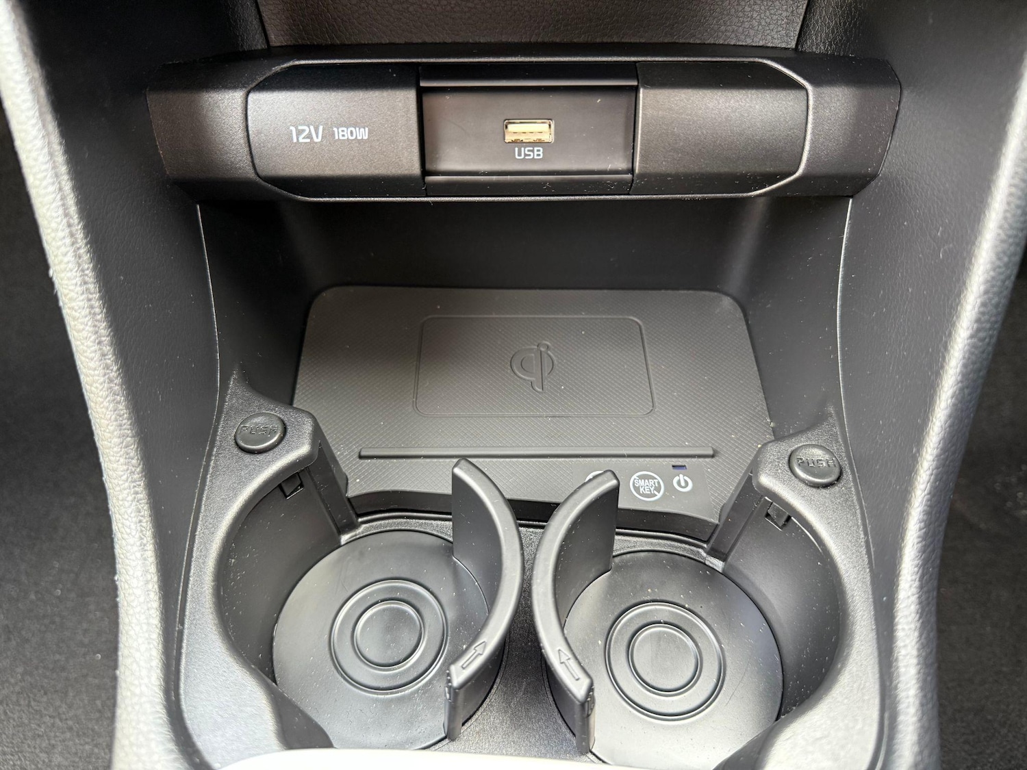 Used Kia Picanto 2023 for sale - 77193136: Photo 10