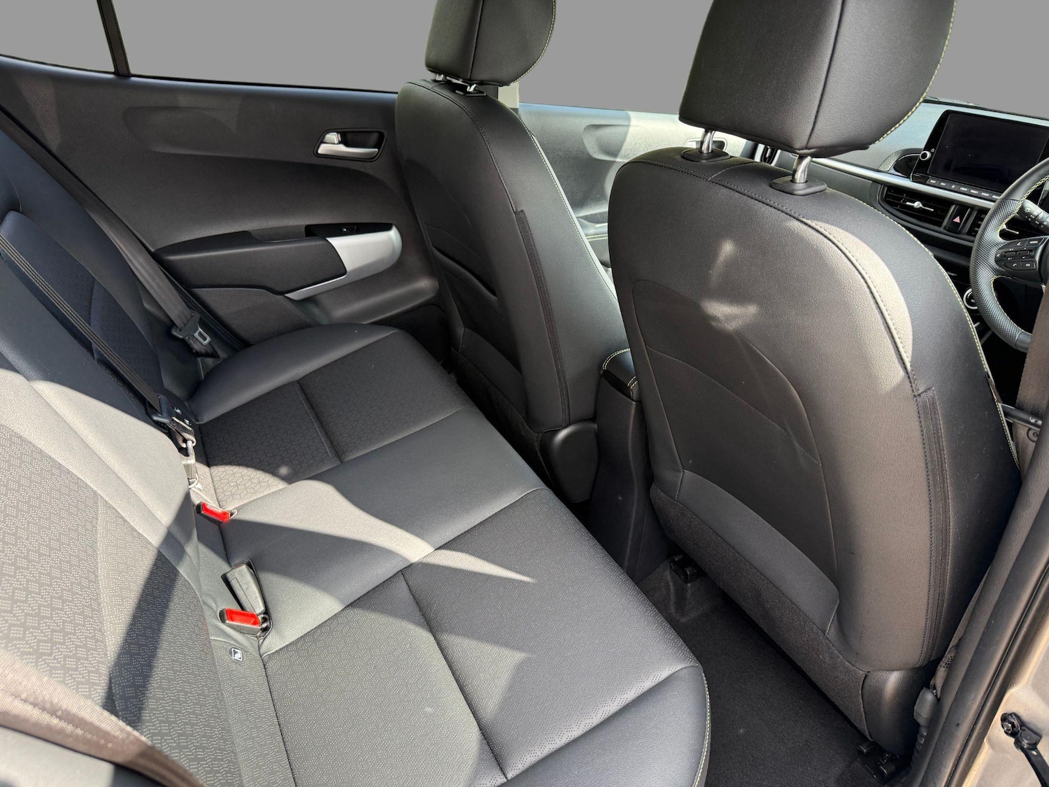 Used Kia Picanto 2023 for sale - 77193136: Photo 15