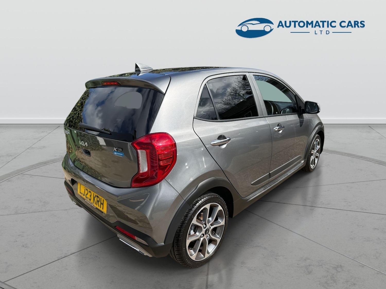 Used Kia Picanto 2023 for sale - 77193136: Photo 8