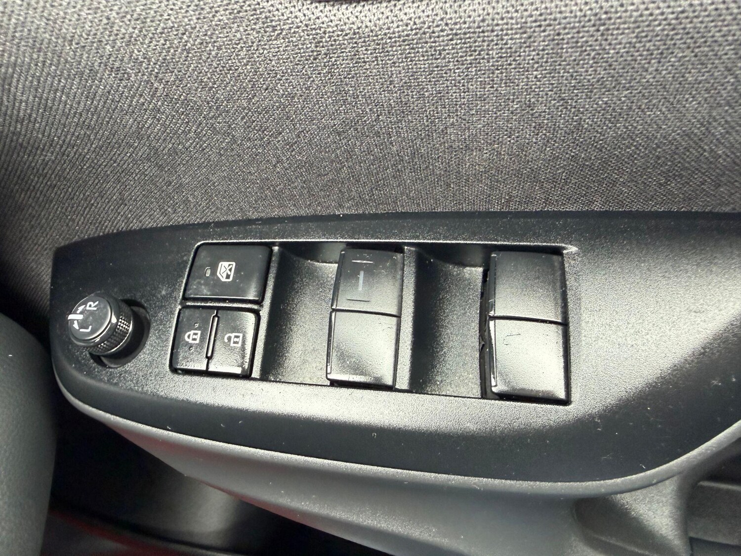 Used Toyota Yaris Cross 2025 for sale - 78205147: Photo 30