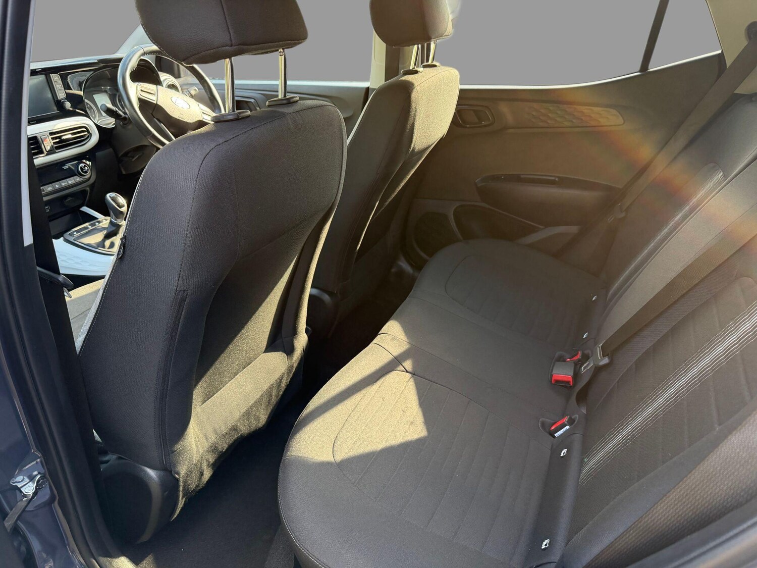 Used Hyundai i10 for sale - 77496024: Photo 14