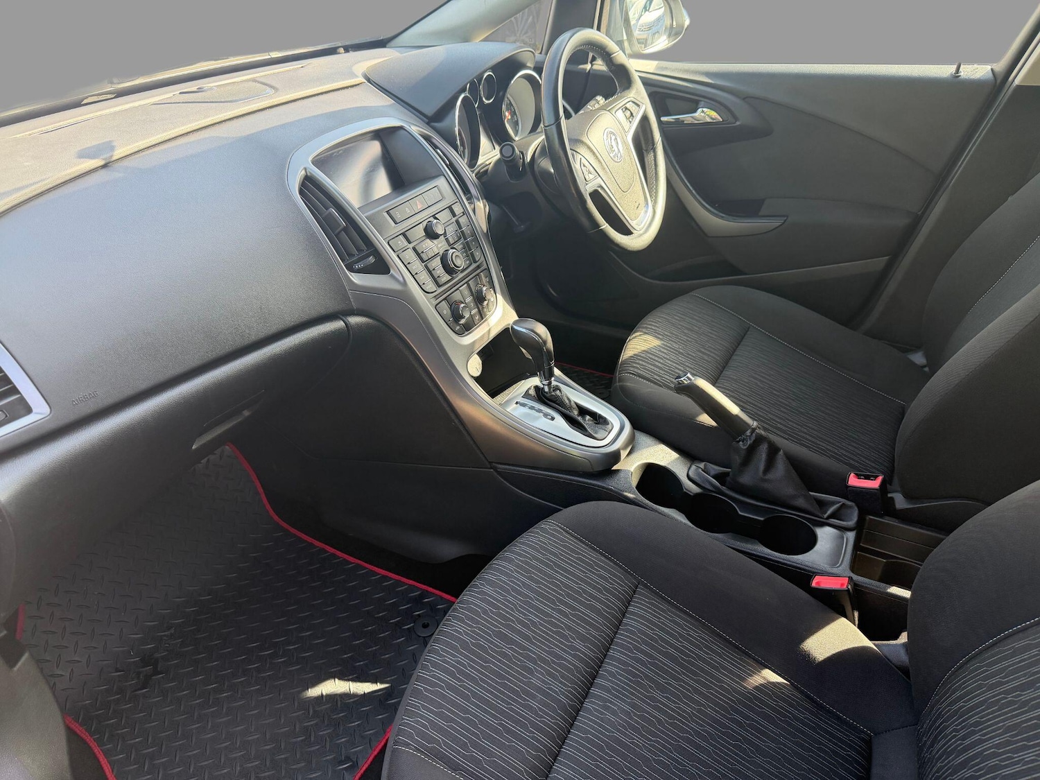 Used Vauxhall Astra 2015 for sale - 78170493: Photo 33