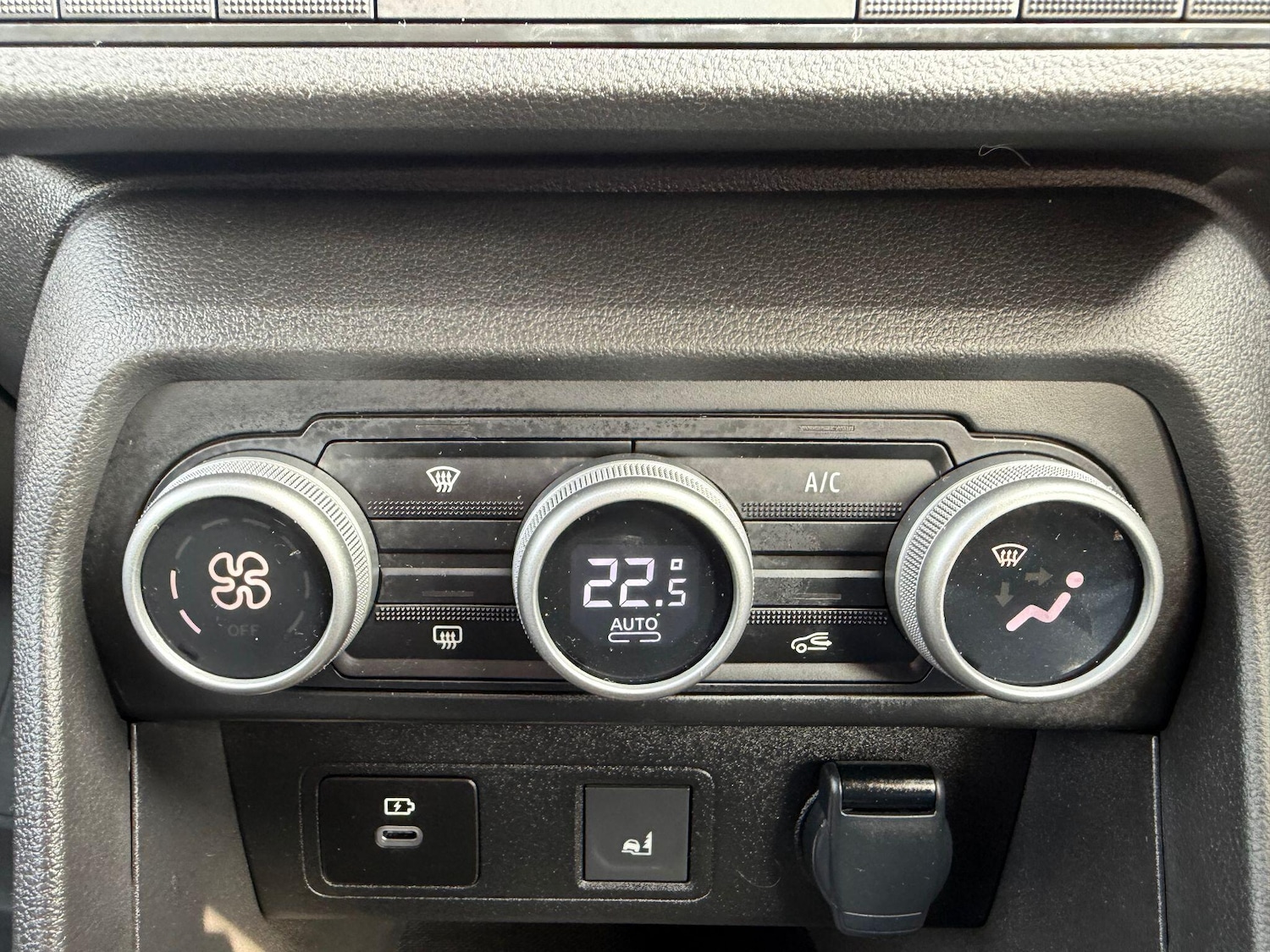 Used Dacia Jogger 2025 for sale - 77994065: Photo 16