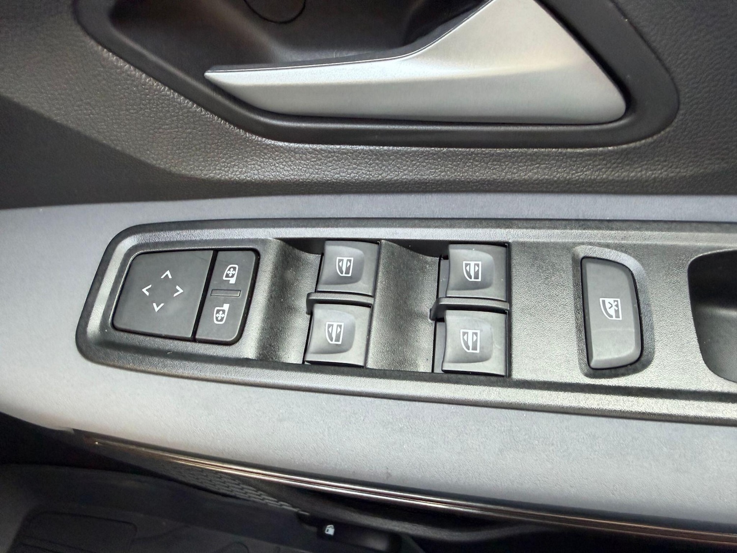 Used Dacia Jogger 2025 for sale - 77994065: Photo 19