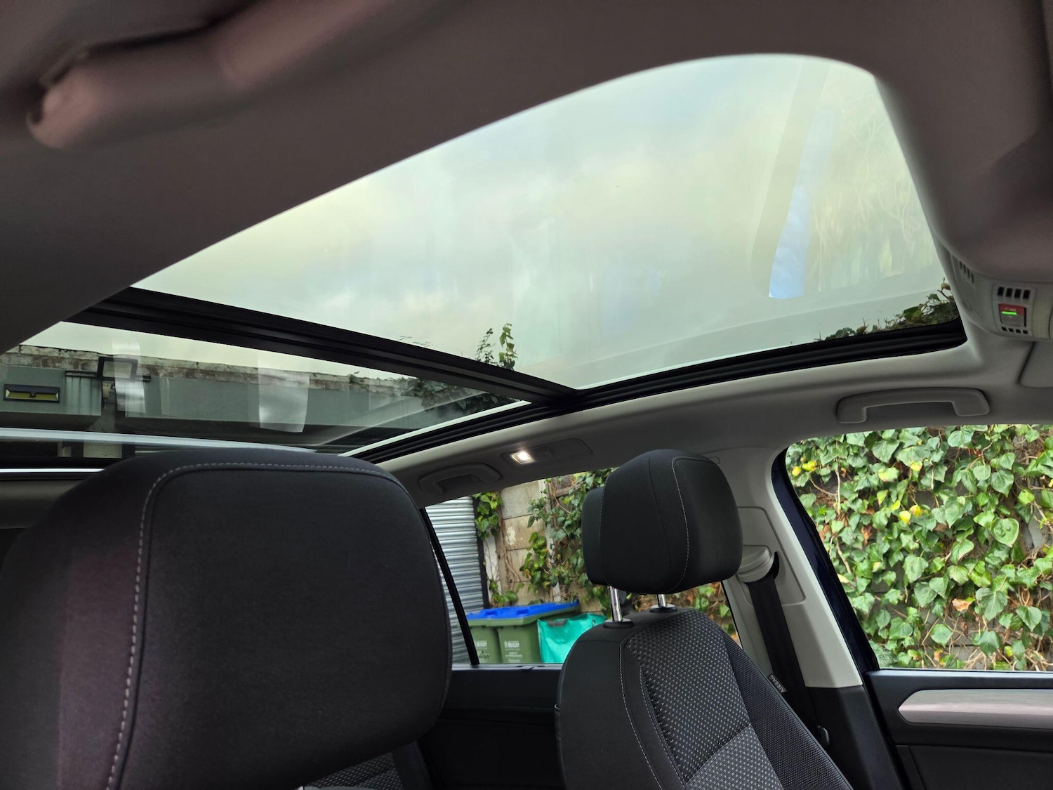 Used Volkswagen Touran 2024 for sale - 77612260: Photo 19