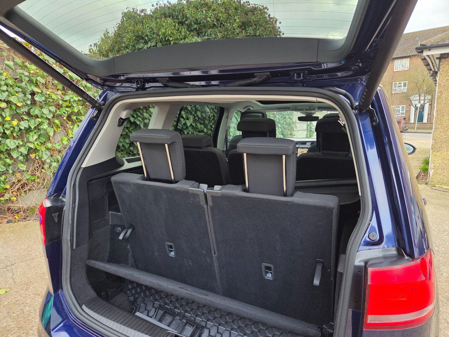 Used Volkswagen Touran 2024 for sale - 77612260: Photo 26