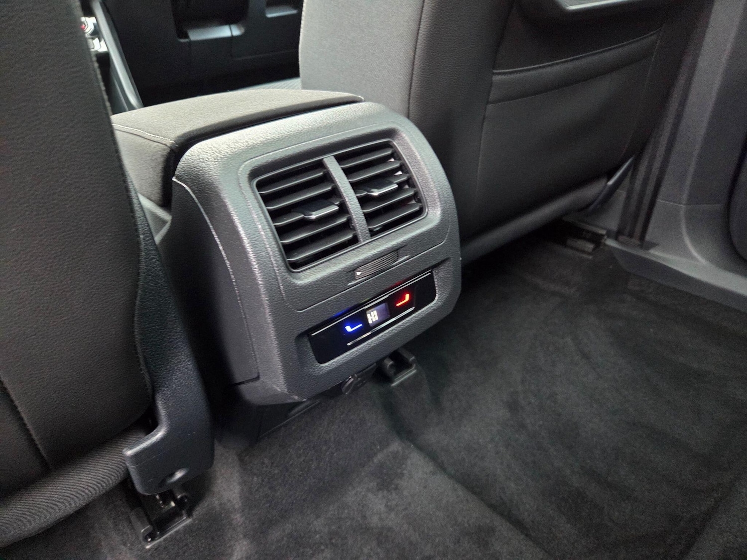 Used Volkswagen Touran 2024 for sale - 77612260: Photo 27