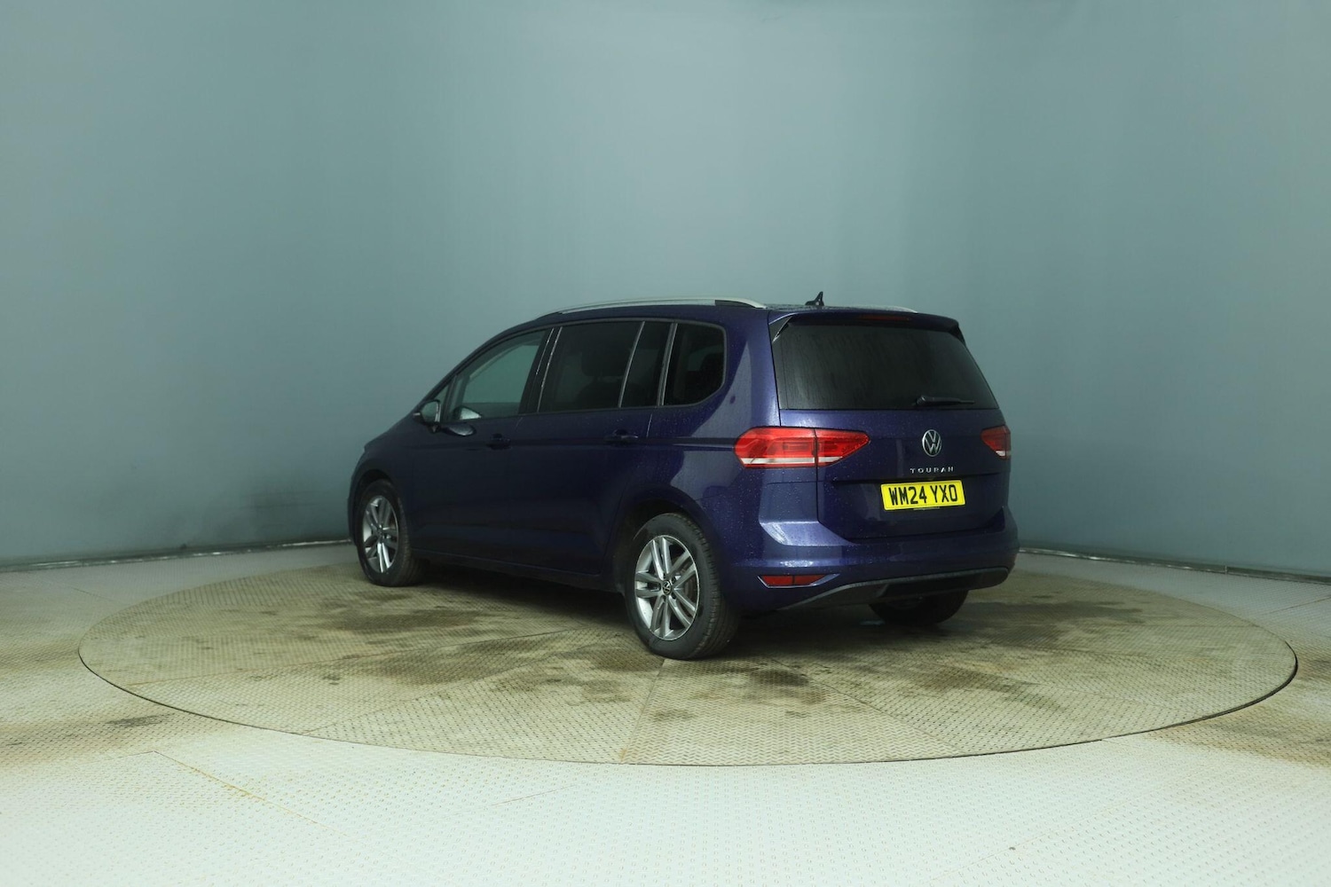 Used Volkswagen Touran 2024 for sale - 77612260: Photo 4