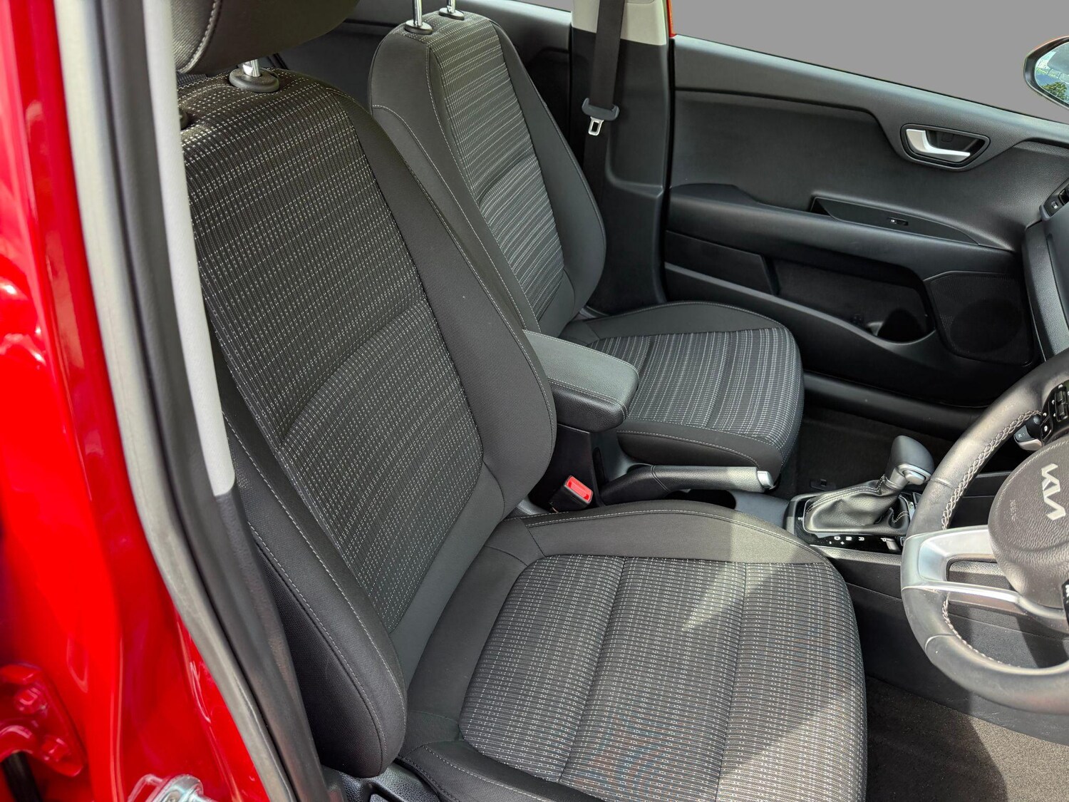 Used Kia Stonic 2022 for sale - 77478677: Photo 12