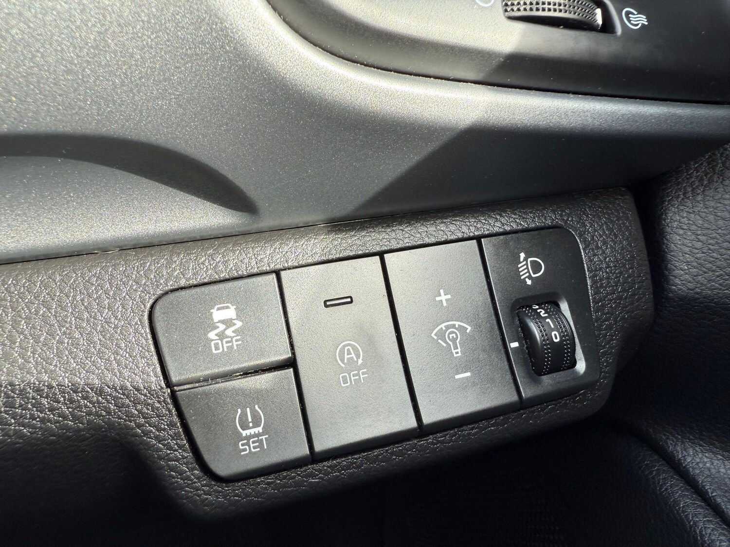 Used Kia Stonic 2022 for sale - 77478677: Photo 19