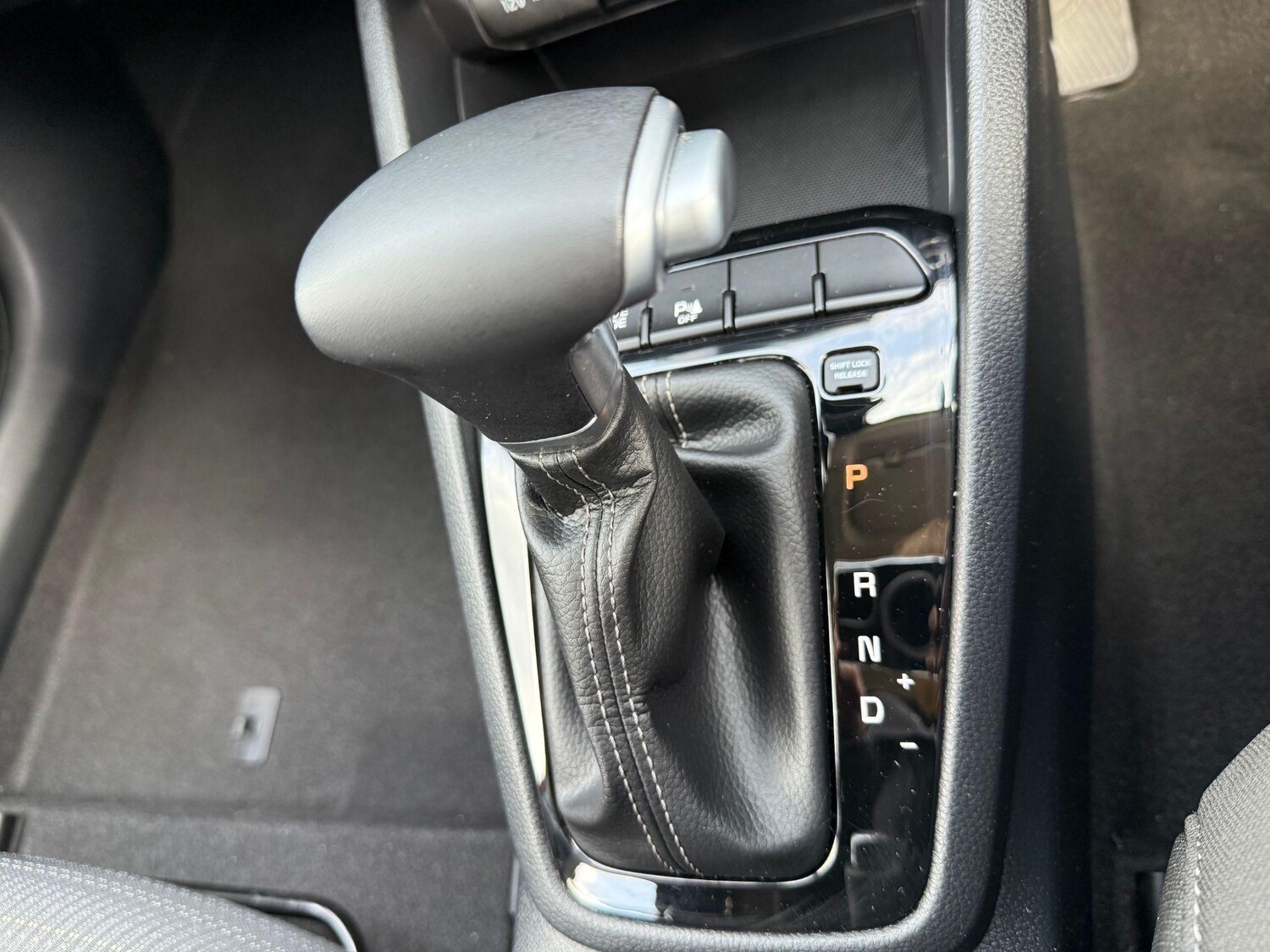 Used Kia Stonic 2022 for sale - 77478677: Photo 9