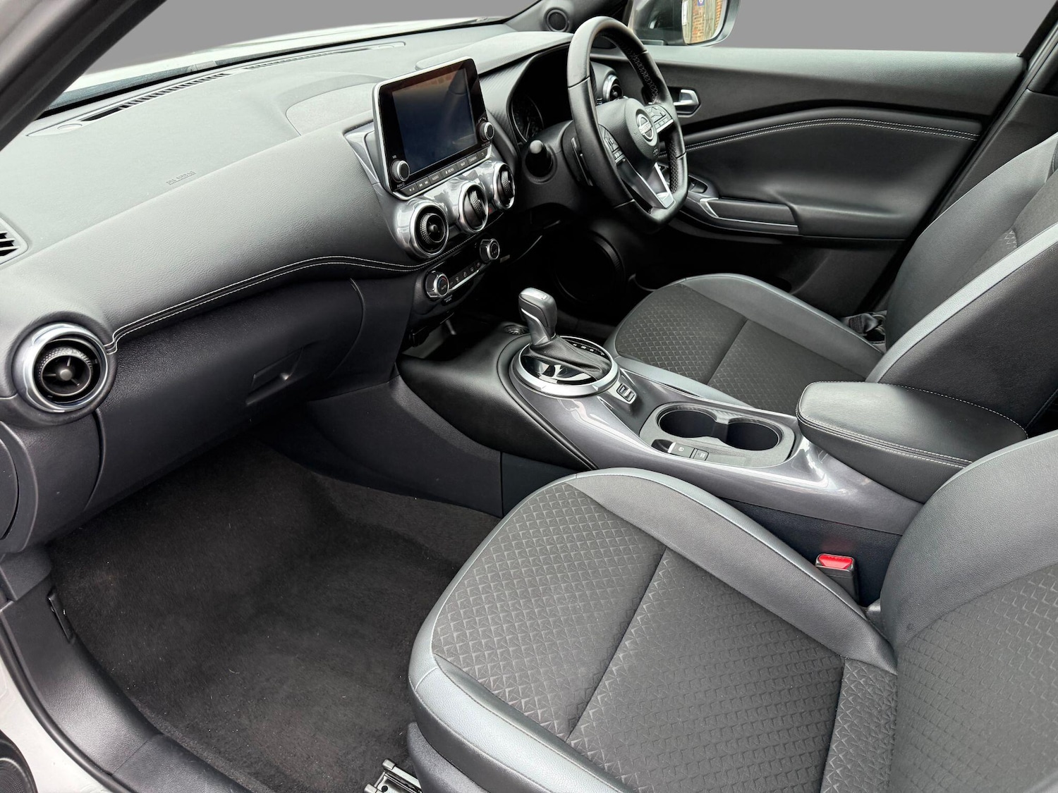 Used Nissan Juke 2023 for sale - 77193141: Photo 35