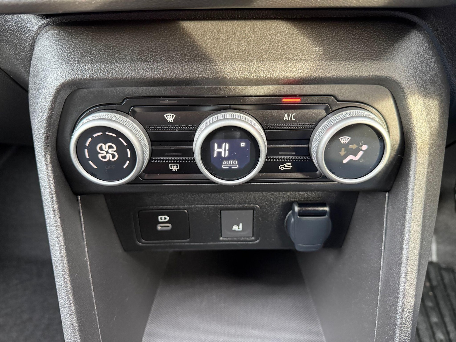 Used Dacia Jogger 2024 for sale - 77598268: Photo 16